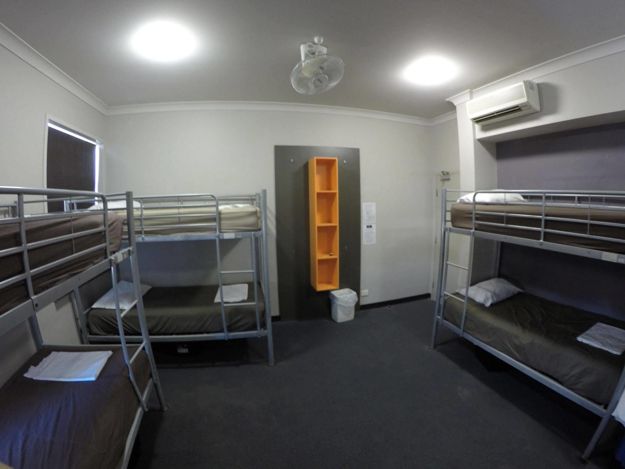 Global Backpackers Port Douglas Extérieur photo